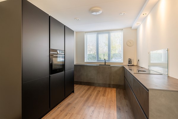 Medium property photo - Burgemeester Wijnaendtslaan 29, 3042 CA Rotterdam